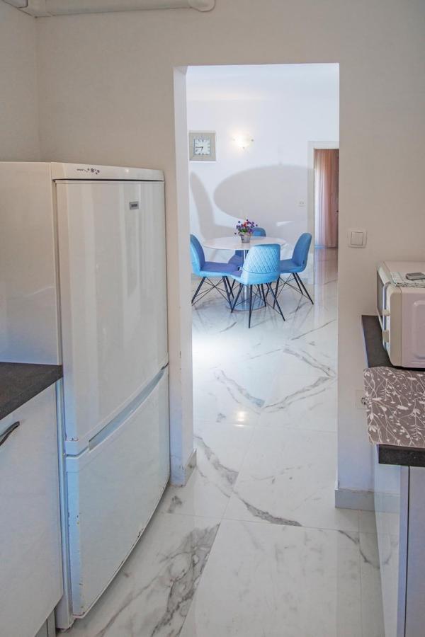 Apartment Lala & Nina Банджоле Экстерьер фото